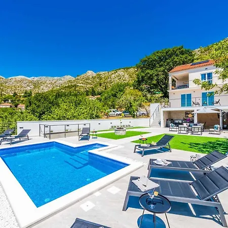 Villa Sky High Makose